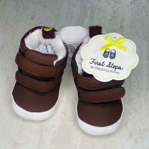 Infant shoes, Brown, size 2